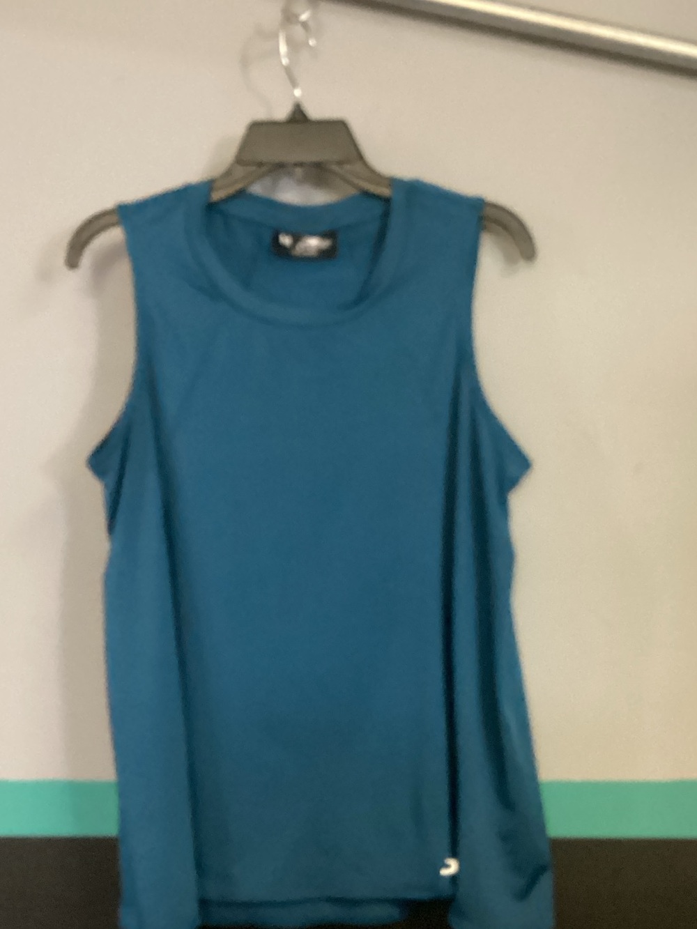 Women’s Muscle Tee Tank Top in Teal